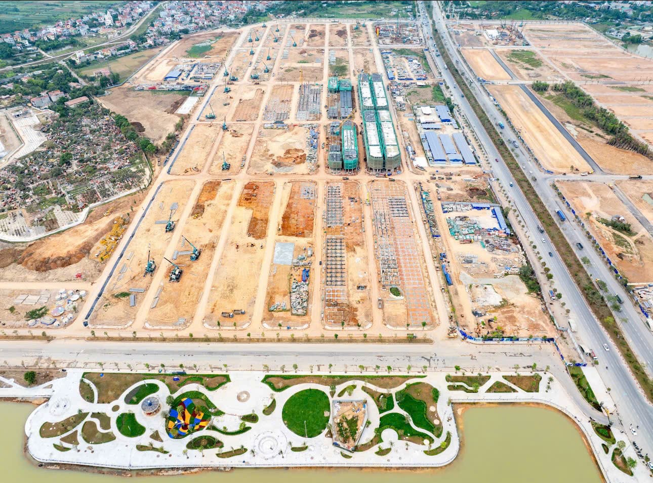 Hình ảnh tiến độ Vinhomes Global Gate mới nhất